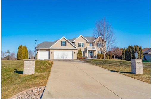 W14024 Crestview Drive, Prairie Du Sac, WI 53578