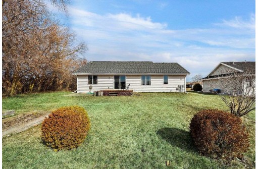 3274 Widgeon Drive, Janesville, WI 53546