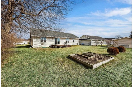 3274 Widgeon Drive, Janesville, WI 53546