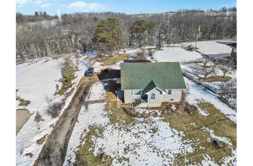 10906 Cave Of The Mounds Road, Blue Mounds, WI 53517