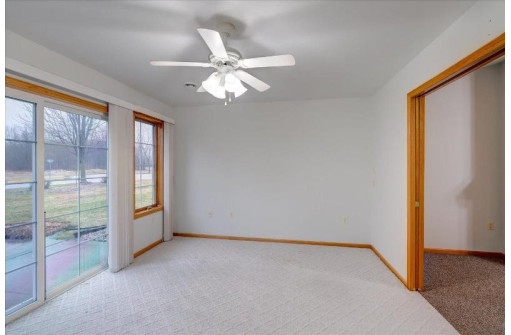 712 Creek Edge Drive 2, DeForest, WI 53532