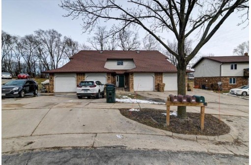 66 Sinykin Circle, Madison, WI 53714