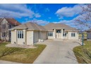 624 N Meadowbrook Lane, Waunakee, WI 53597