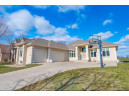 624 N Meadowbrook Lane, Waunakee, WI 53597