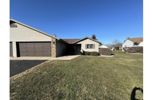 3018 S Petunia Lane, Beloit, WI 53511-9999