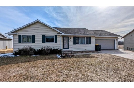 2406 Ernstmeyer Road, Reedsburg, WI 53959