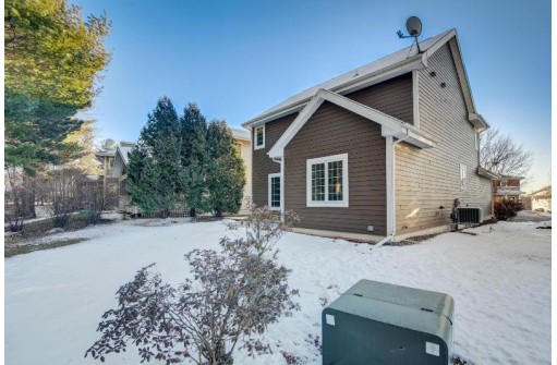 813 Pine Hill Drive, Verona, WI 53593