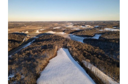 5.57 M/L ACRES Moen Valley Road, Black Earth, WI 53515