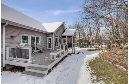 702 Prairie Smoke Road, Madison, WI 53717