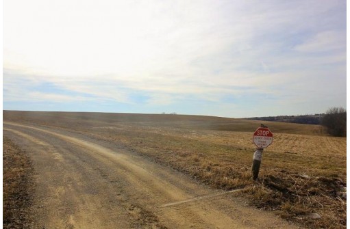 46.38AC Roddick Lane, Platteville, WI 53818