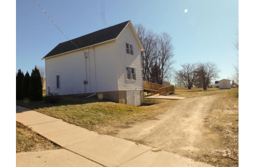 501 E Linden Street, Lancaster, WI 53813