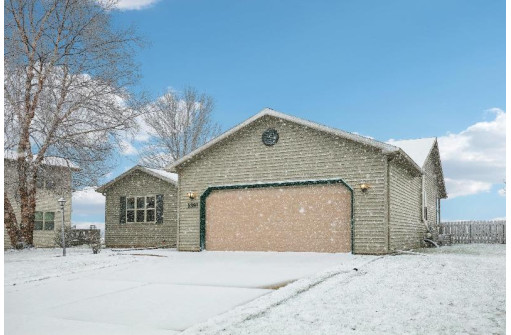 1391 Swordleaf Lane, Sun Prairie, WI 53590