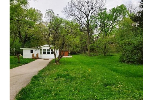 507 Sunset Circle, Edgerton, WI 53534