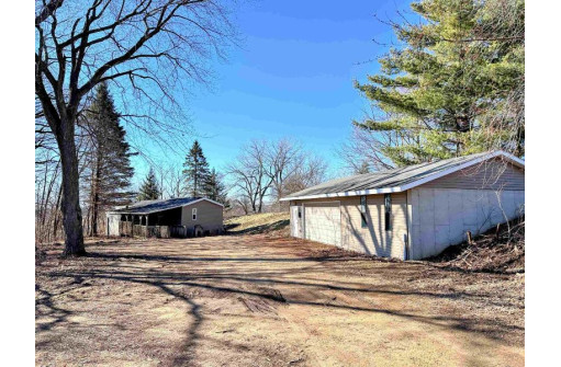 E7715 Hendrickson Road, Viroqua, WI 54665