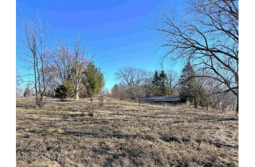 E7715 Hendrickson Road, Viroqua, WI 54665