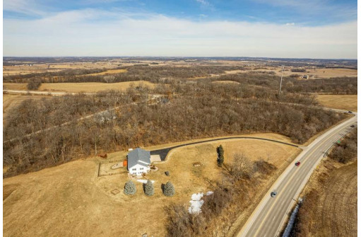 285 Highway 69, New Glarus, WI 53574