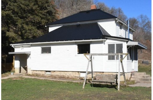 22990 County Road Z, Richland Center, WI 53581