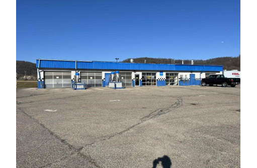 1001 Us Hwy 14 E, Richland Center, WI 53581