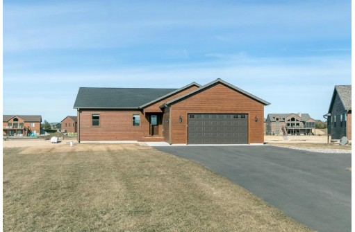 N8536 Waterway Circle, New Lisbon, WI 53950