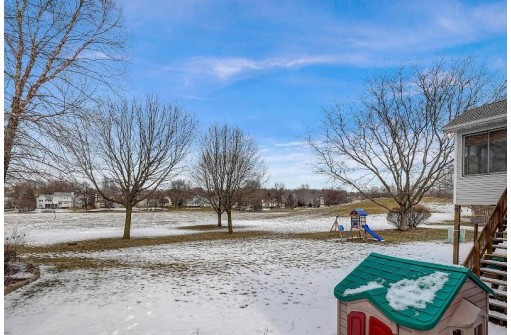 276 Valley Ridge Drive, Sun Prairie, WI 53590