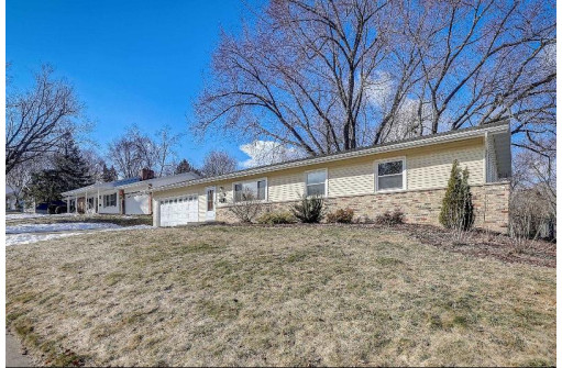 2506 Westbrook Lane, Madison, WI 53711