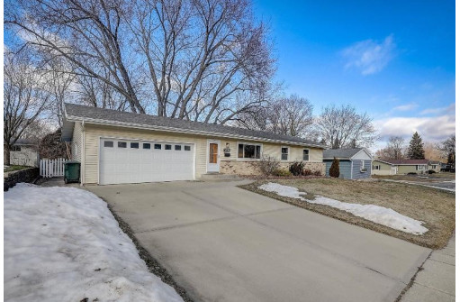 2506 Westbrook Lane, Madison, WI 53711