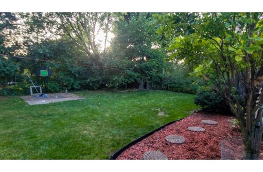 1010 Hathaway Drive, Madison, WI 53711