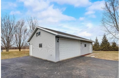 N6639 S Crystal Lake Road, Beaver Dam, WI 53916