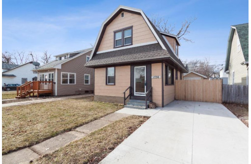 1736 Hemlock Street, Beloit, WI 53511