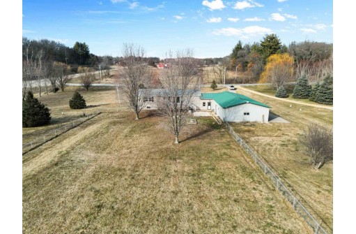 6725 Sunset Drive, Verona, WI 53593