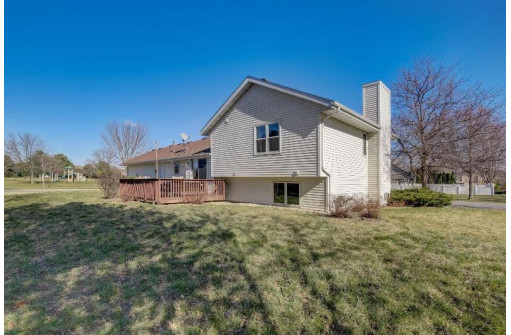 6650 Carlton Drive, Madison, WI 53718