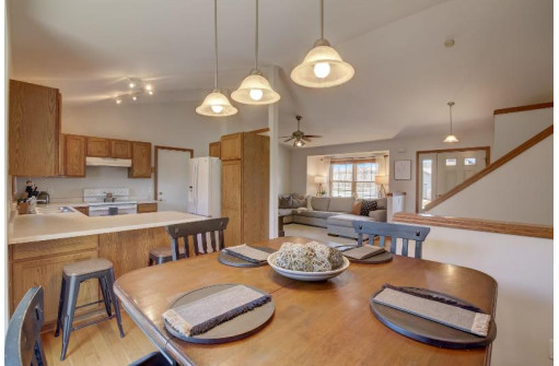 6650 Carlton Drive, Madison, WI 53718