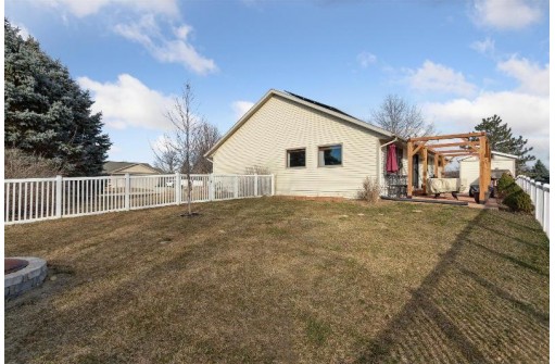 3653 Wildflower Lane, Janesville, WI 53548