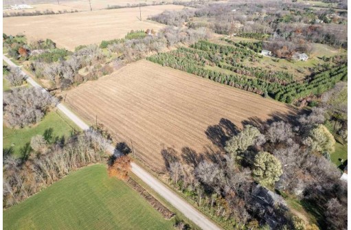 16.83 AC N Polzin Road, Janesville, WI 53548