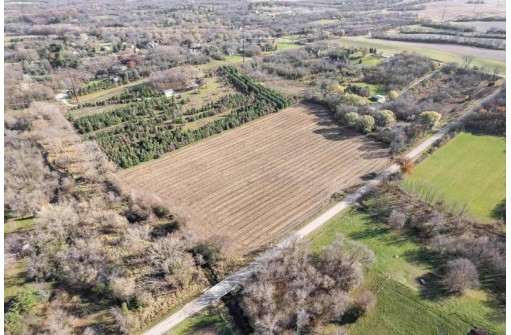 16.83 AC N Polzin Road, Janesville, WI 53548