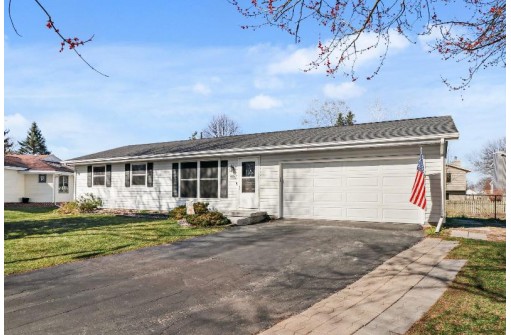 4005 Tomscot Trail, Madison, WI 53704