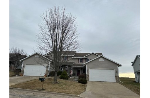 333 Redruth Drive, Dodgeville, WI 53533