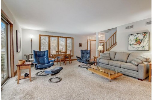 60 Hidden Hollow Trail, Madison, WI 53717