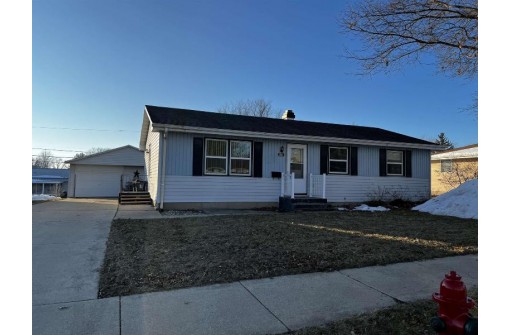 2615 12th Avenue, Monroe, WI 53566