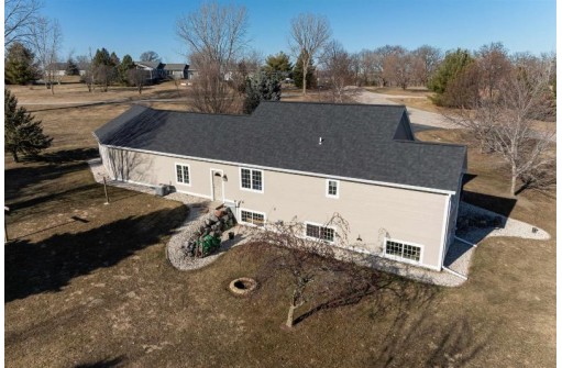 N6015 Killdeer Lane, Green Lake, WI 54941