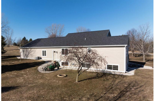 N6015 Killdeer Lane, Green Lake, WI 54941