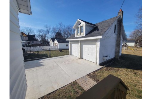 42 S Ringold Street, Janesville, WI 53545