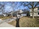 7834 W Oakbrook Circle, Madison, WI 53717