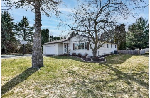 1178 Scenic Ridge Pass, Sun Prairie, WI 53590