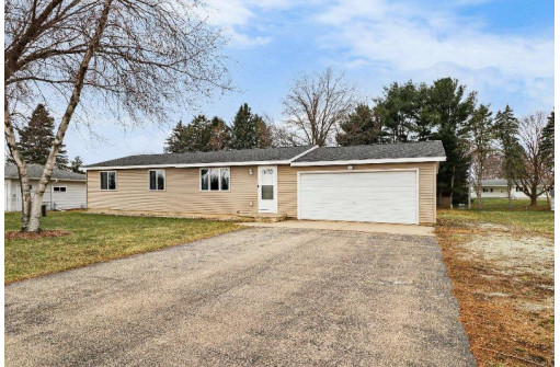 N8251 Edwin Lane, Beaver Dam, WI 53916