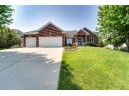 1060 Fincastle Street, Oregon, WI 53575