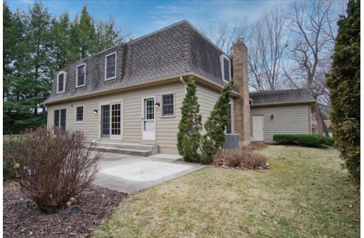 810 Charing Cross Road, Madison, WI 53704