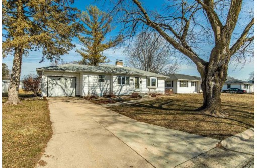 2615 15th Street, Monroe, WI 53566