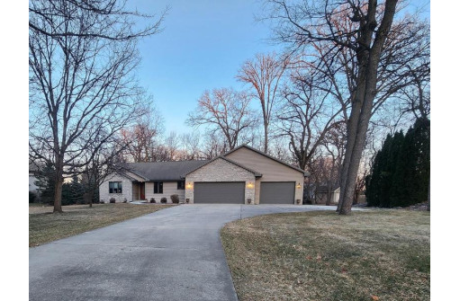 5516 N Waterman Drive, Milton, WI 53563