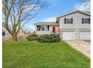 126 Rickel Road Sun Prairie, WI 53590